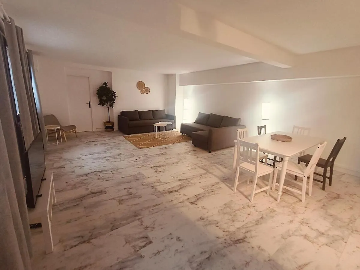 Superbe Appartement T2 De 95 M Ницца